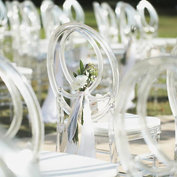 Chiavari Chair Decors |  Stackable Clear Acrylic Phoenix Chiavari Ghost Chair, Transparent Resin Armless Oval Back Event Chair