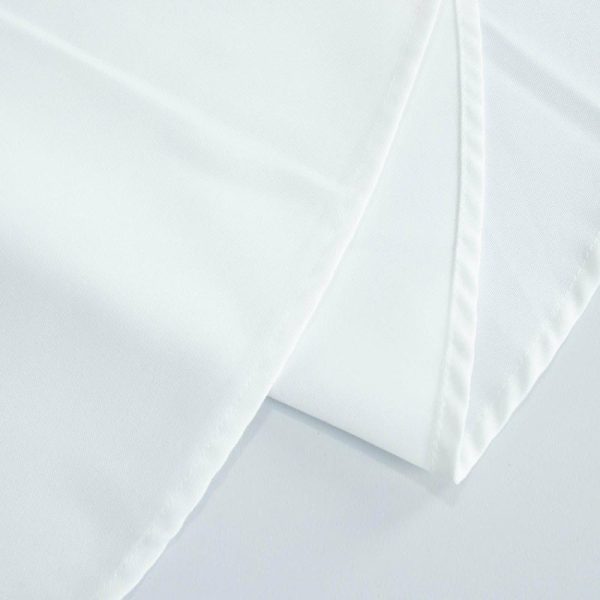 Commercial Grade Cotton & Polyester |  70″ White Seamless Premium Polyester Round Tablecloth – 220GSM