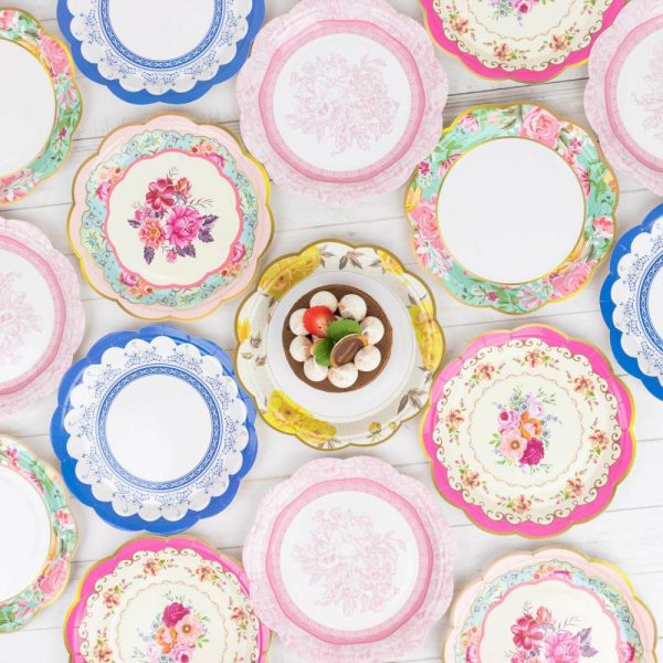 Eco-Friendly Natural Tableware |  24 Pack 9″ Vintage Mixed Floral Disposable Dinner Plates With Scalloped Edge, Round Paper Party Plates