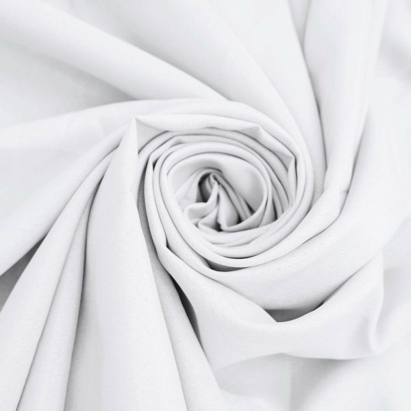 Polyester |  108″ White Seamless Polyester Round Tablecloth