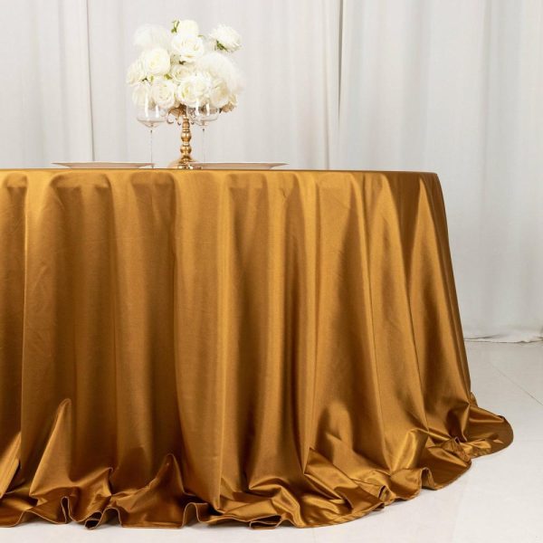 Scuba |  132″ Shimmer Gold Premium Scuba Round Tablecloth, Wrinkle Free Seamless Polyester Tablecloth for 6 Foot Table With Floor-Length Drop