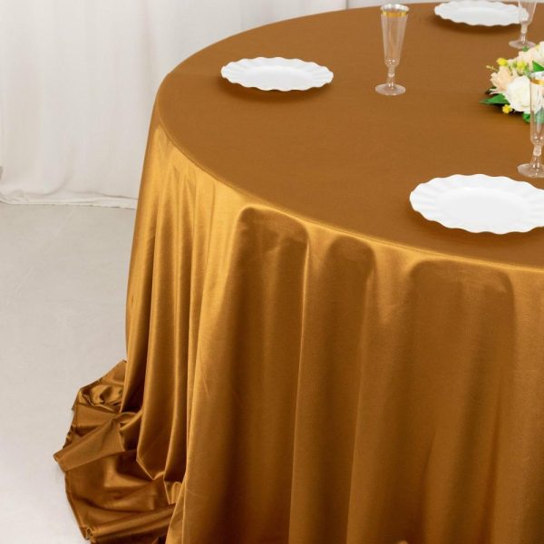 Scuba |  132″ Shimmer Gold Premium Scuba Round Tablecloth, Wrinkle Free Seamless Polyester Tablecloth for 6 Foot Table With Floor-Length Drop