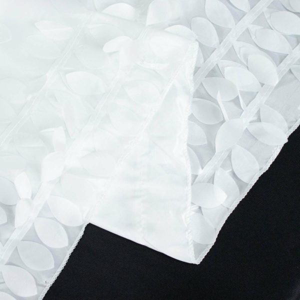 Taffeta & Velvet |  72″x72″ White 3D Leaf Petal Taffeta Fabric Table Overlay