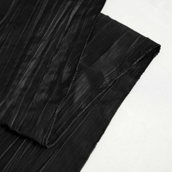 Taffeta & Velvet |  90″x90″ Black Accordion Crinkle Taffeta Square Table Overlay