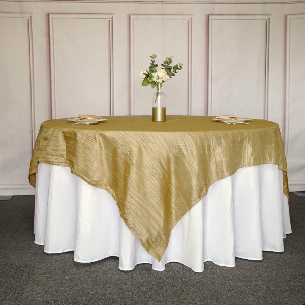 Taffeta & Velvet |  90″x90″ Gold Accordion Crinkle Taffeta Square Table Overlay