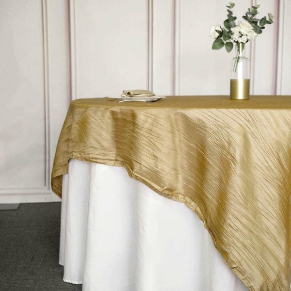 Taffeta & Velvet |  90″x90″ Gold Accordion Crinkle Taffeta Square Table Overlay