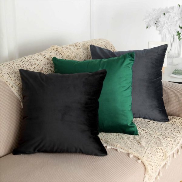 Universal Covers & Cushions |  2 Pack 18″ Black Soft Velvet Square Throw Pillow Cover