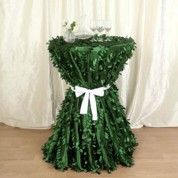 Rosette & Petals |  132″ Green Leaf Petal Taffeta Seamless Round Tablecloth for 6 Foot Table With Floor-Length Drop