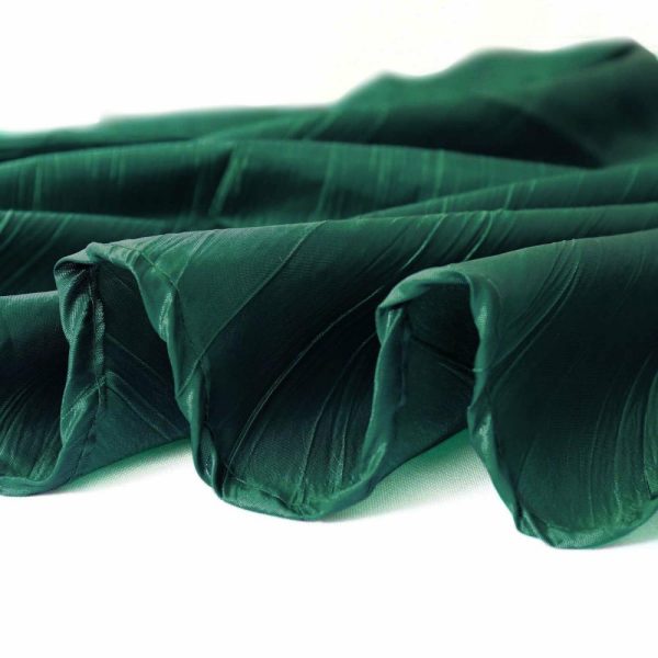 Taffeta & Velvet |  72″x72″ Hunter Emerald Green Accordion Crinkle Taffeta Table Overlay, Square Tablecloth Topper